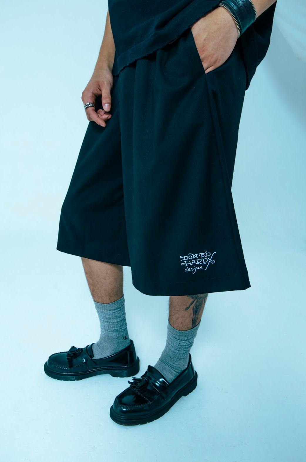 Bermuda Preta Alfaiataria "Couture"