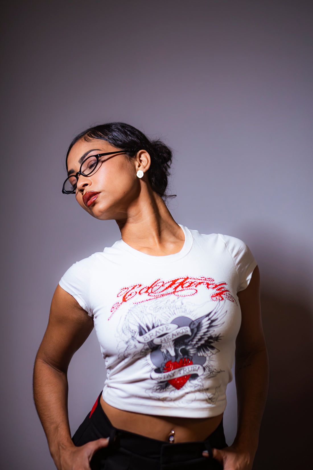 Baby Tee Off White "Brave Hearts"