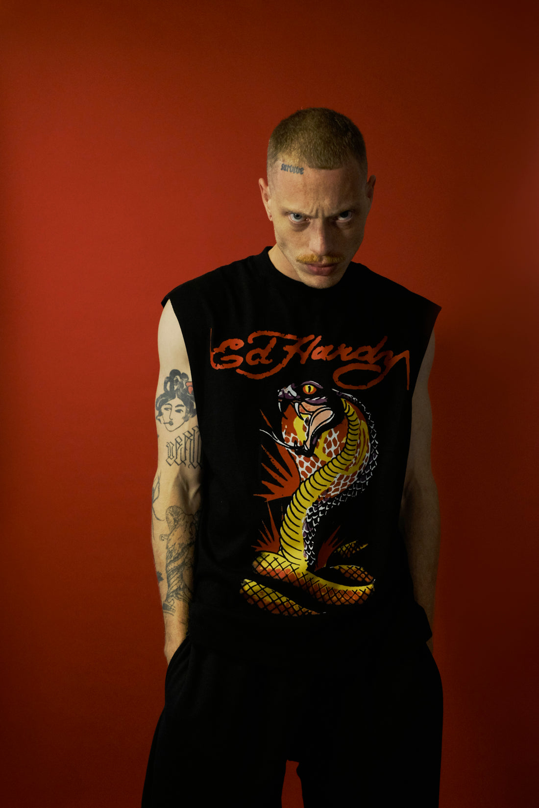Sleeveless Tee "Serpent" Black